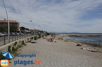 Plage à Sausset les Pins