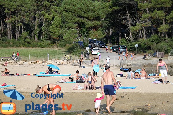 Plage de sable dans le golfe du Morbihan - 7 iles