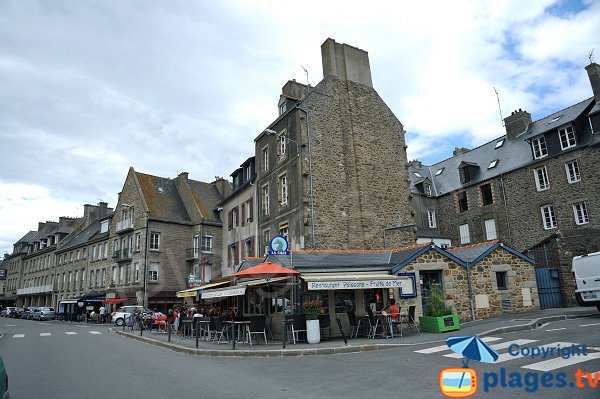 Geschäfte rund um den Strand von Solidor - St. Malo