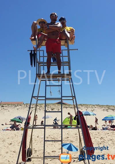 Rescuers in St Girons in summer