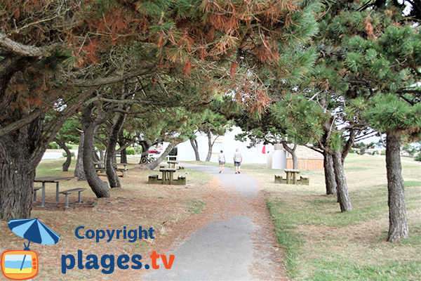 Aire de pique-nique sur la plage de St Guérin - Damgan