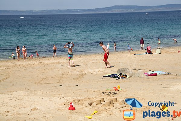 Spiaggia di Douarnenez e vista sul Crozon