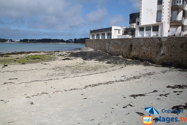 Beach of St Luc in the old city of Roscoff