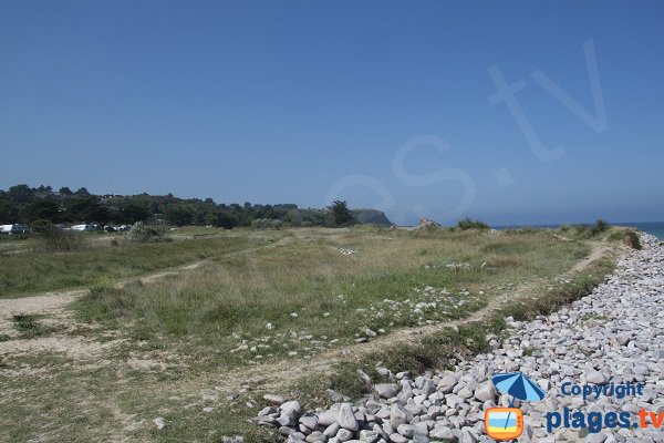 Pelouses autour de la plage de St Michel