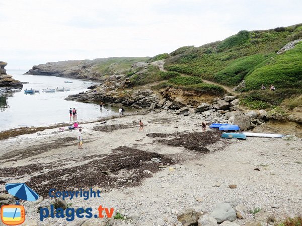 Cove of the wild coast of Groix island