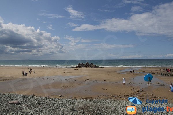 Spiaggia con la bassa marea - St Pabu - Erquy