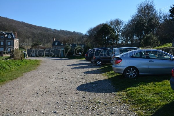 Parking of St Pierre en Port beach