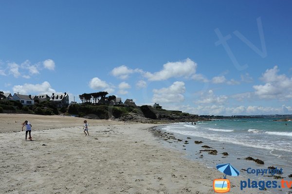 Extrémité de la plage de St Sieu