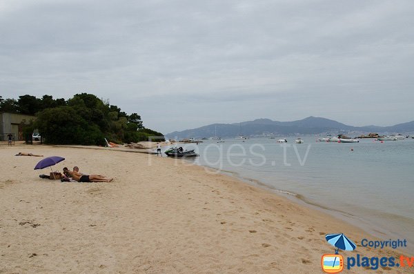 Stagnole beach towards Isolella - Ajaccio gulf