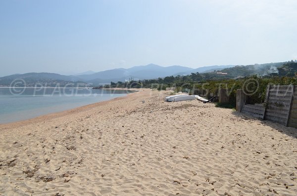 Plage de Stagnole à Pietosella en Corse