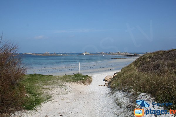 Accès secondaire de la plage du Staol - Santec