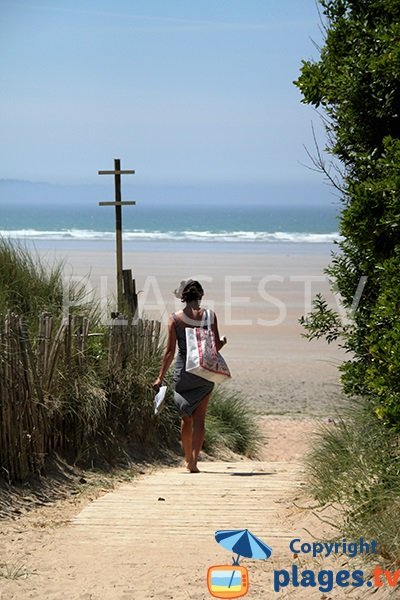 Accès à la plage de Sainte Anne La Palud dans le Finistère