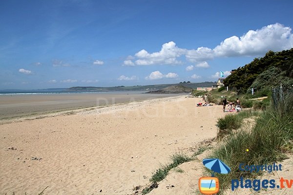 Photo de la plage de Ste Anne La Palud à Plonévez-Porzay