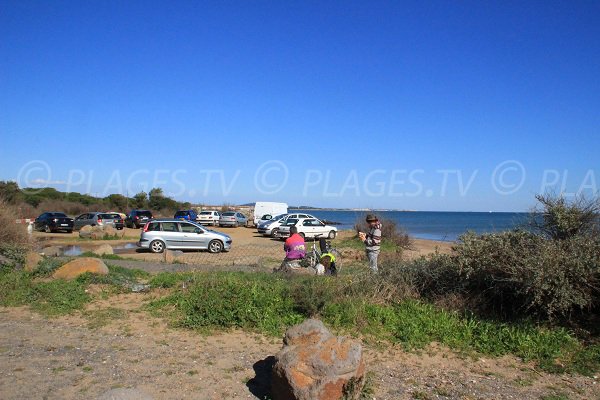 Parking de la plage de Ste Genevieve à Vias