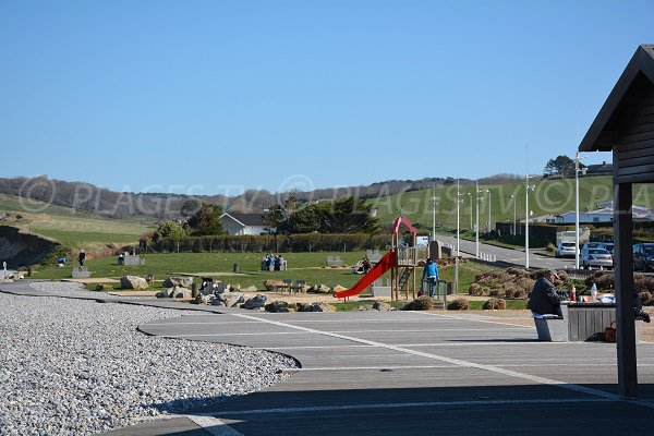 Aire de jeux pour les enfants au bord de mer de Ste Marguerite (76)