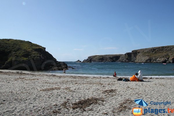 Plage protégée à Sauzon - Ster Vraz