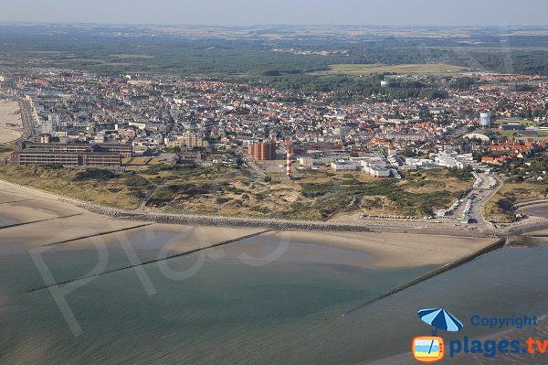 Foto aerea della spiaggia delle Sternes a Berck in Francia