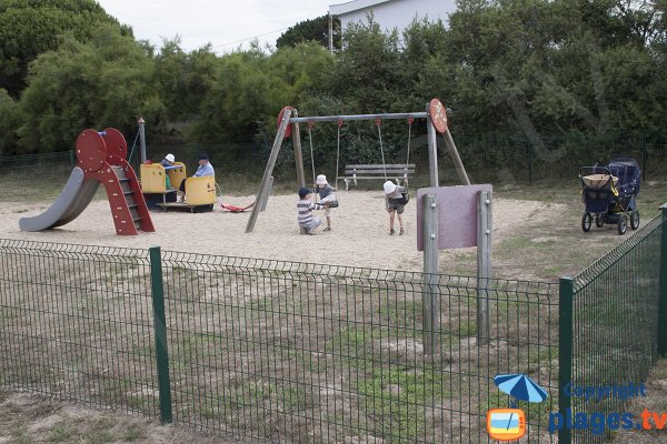 Aire de Jeux proche de la plage du Stole