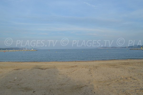 Plage de Grimaud dans le Golfe de St Tropez