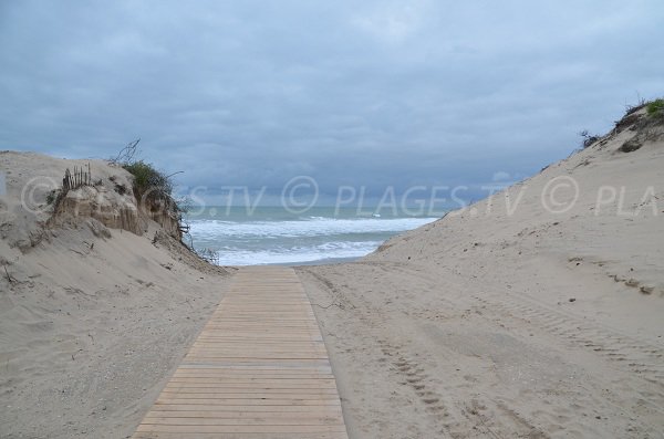 Accès à la plage sud de Soulac