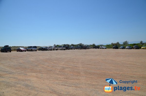 Free parking of Torreilles Beach