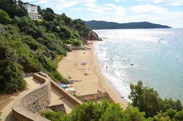 Treppen zum Strand von Sylvabelle in La Croix Valmer