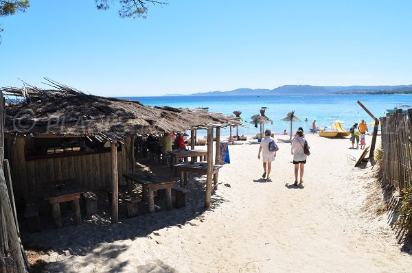 Restaurants on the Tamaricciu beach in Corsica