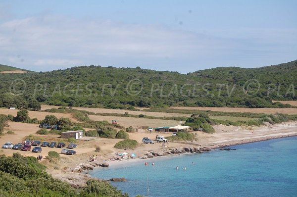 Plage sauvage sur le sentier des douaniers de Macinaggio - Tamarone