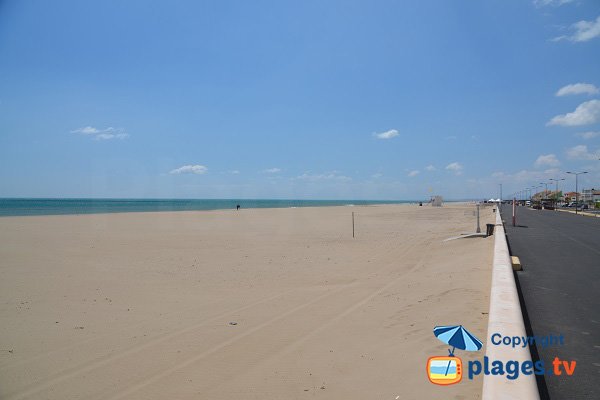 Terrasses du Soleil beach in Narbonne in France