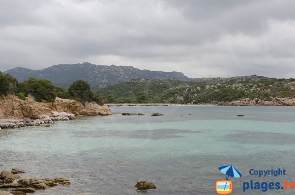 Vue sur la plage de Pisciu Cane de Bonifacio