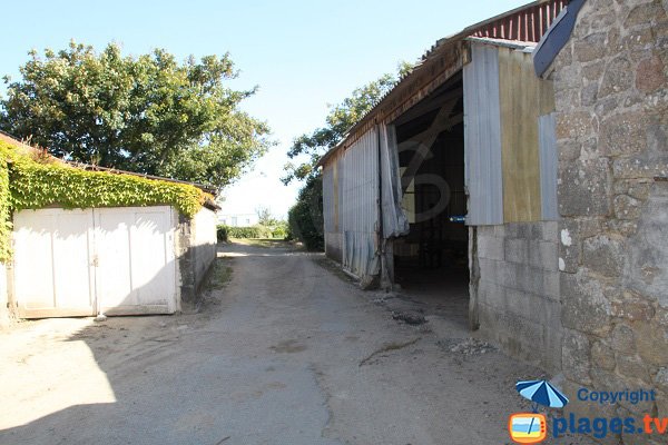 Access to confidential cove in Cléder