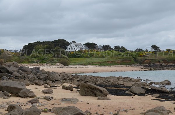 Crique au niveau de l'ile de Toeno à Trébeurden