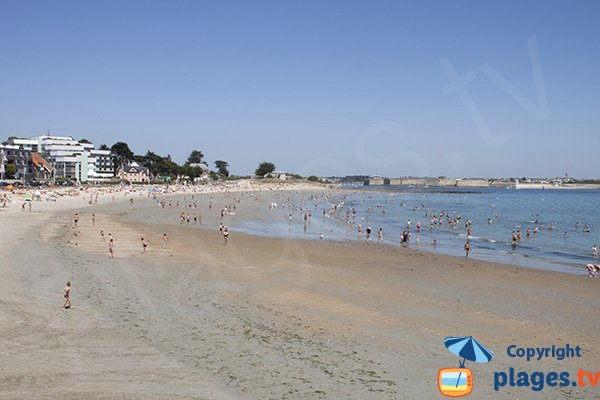 Plage de Toulhars à Larmor