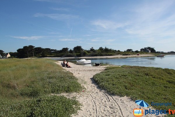 Plage tranquille à Pleumeur Bodou