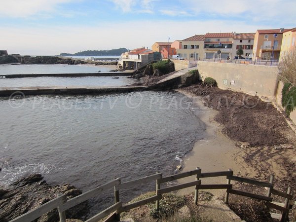 Tour Fondue in Hyères and its beaches