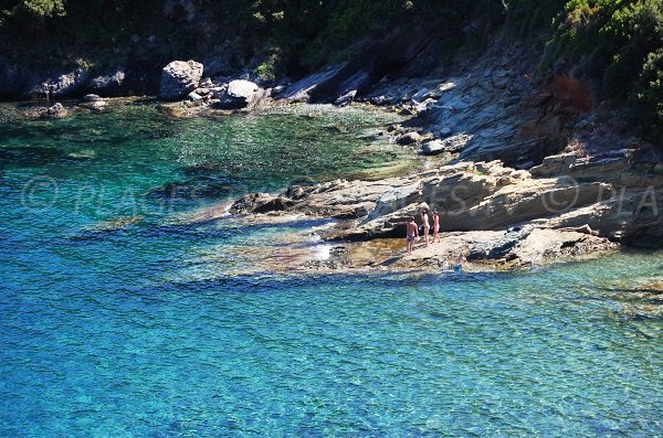 Rocks in Pietracorbara for swimming in Cap Corse