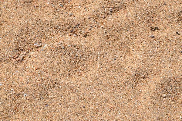 Sable sur la plage de Tourony à Trégastel