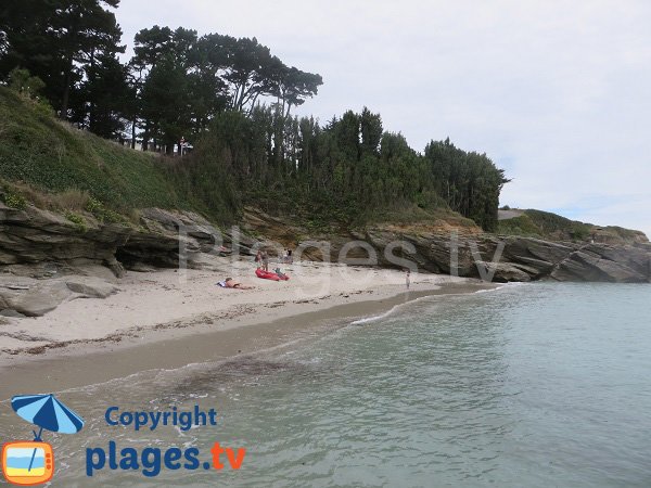 Cove near the VVF of Groix