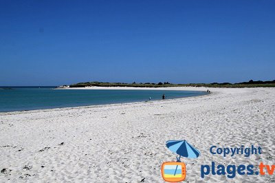 Plage à Tréflez le long des dunes de Keremma - Finistère