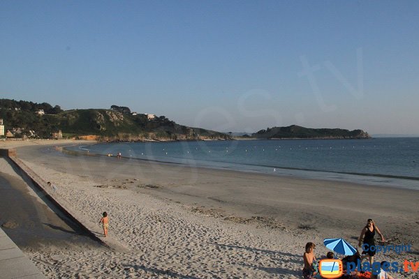 Accès à la plage de Tresmeur pour les personnes à mobilité réduite