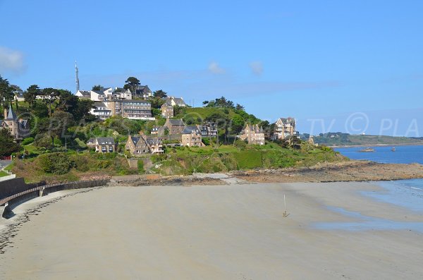 House on the Trestrignel beach in Perros Guirec