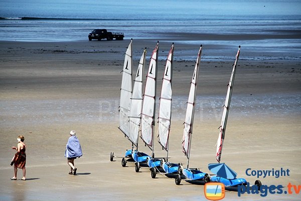 Char à voile sur la plage de Trez Bellec à Telgruc sur Mer