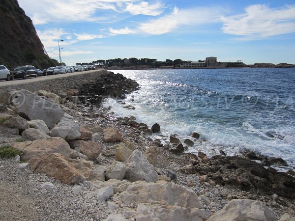 Trou de Madame beach in Bandol