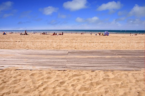 Planches de Trouville sur la plage