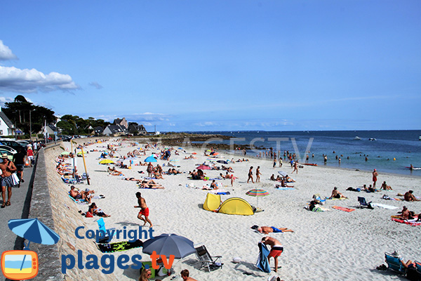 Photo de la plage de Ty Bihan en été à Carnac