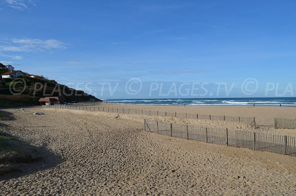 Plage de Uhabia après la rivière