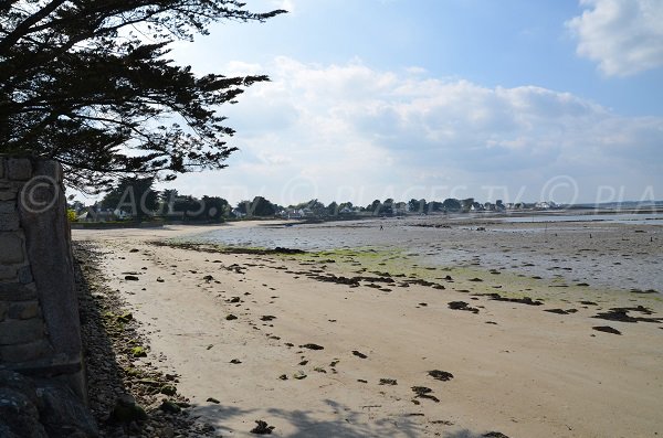 Photo of Valy beach in Locmariaquer - Brittany