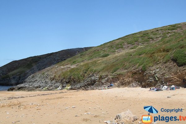 old laundry on the Vazen beach in Belle-Ile