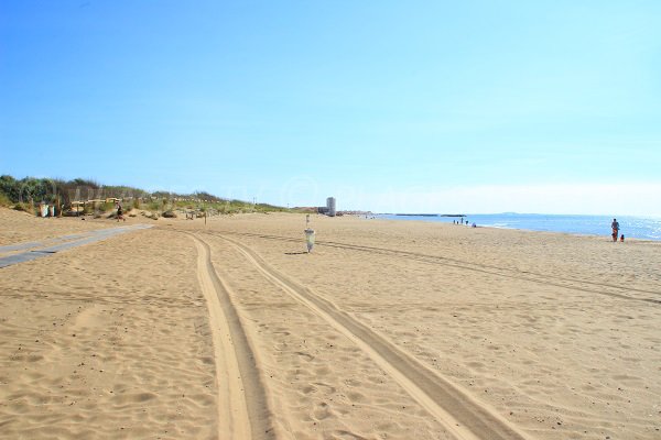  Spiaggia Vendres vicino Valras - Francia