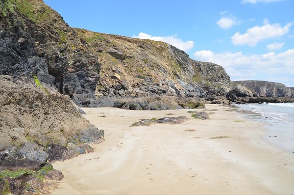 Crique sur la plage du Véryac'h sur la presqu'île de Crozon